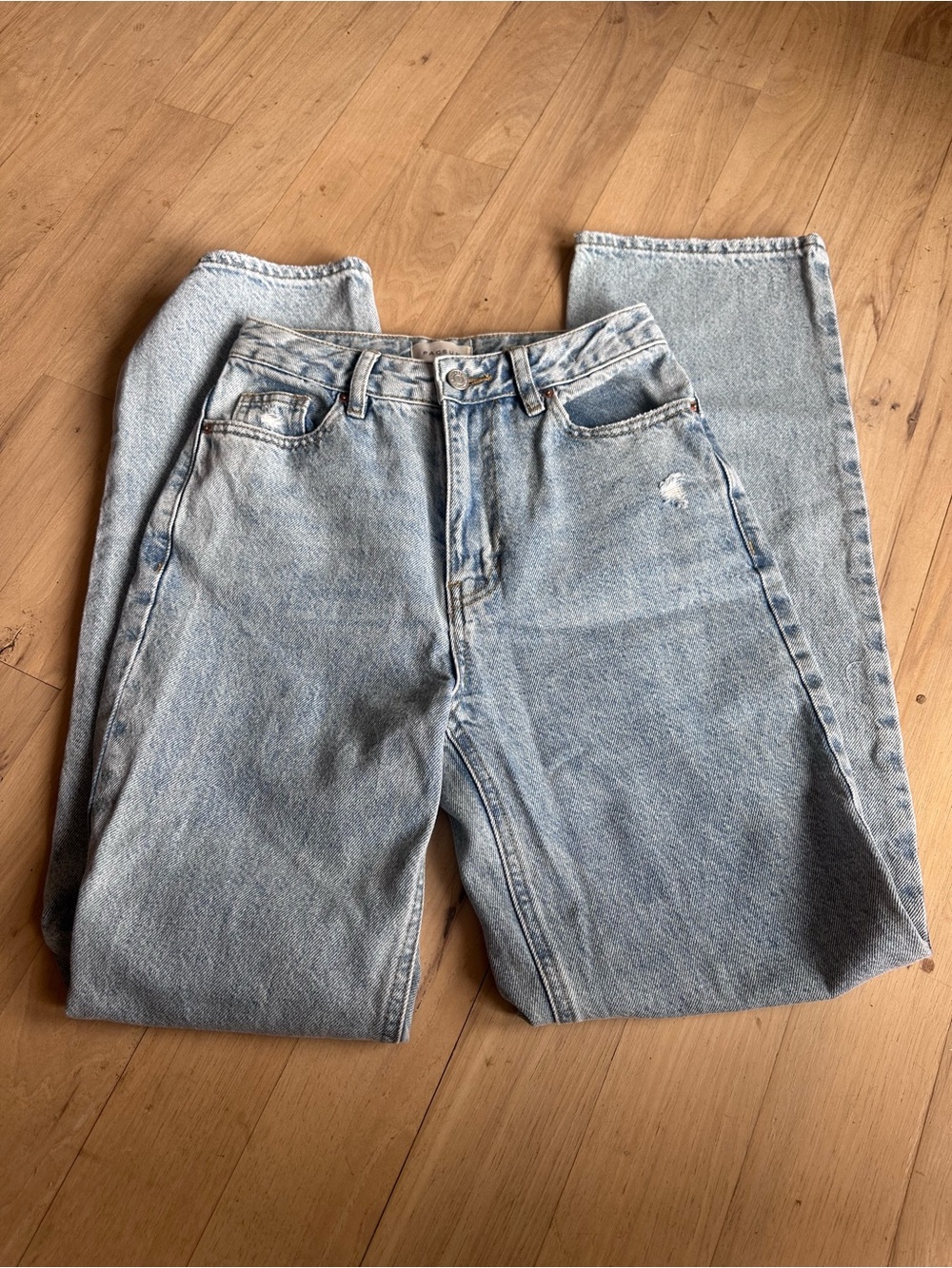 PacSun Women's Light Wash Boyfriend Jeans